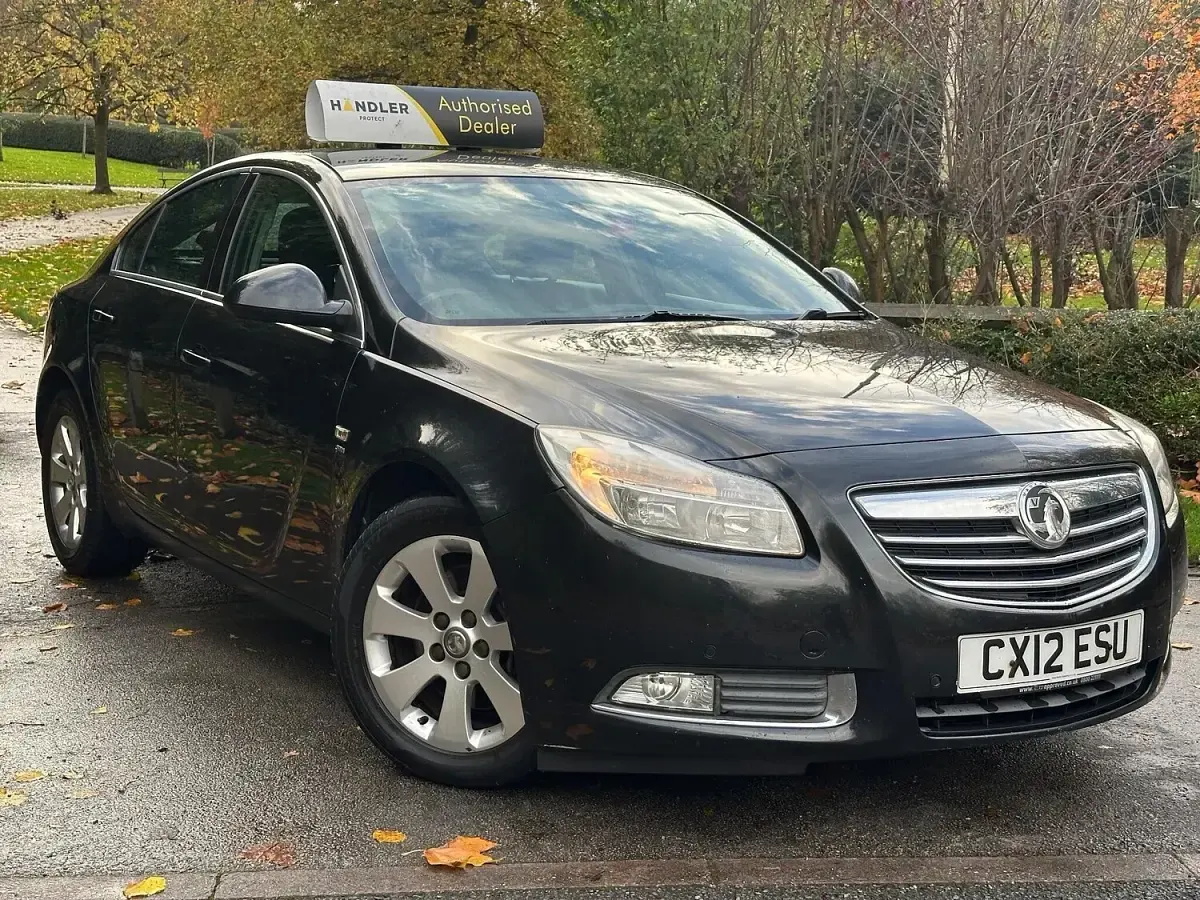 Used Vauxhall Insignia SRi 160 HP (117 kW) 2012 Black Hatchback