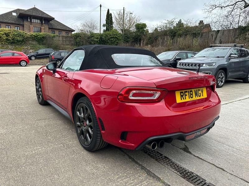Used Abarth 124 Spider 170 HP (125 kW) 2018 Red Cabriolet