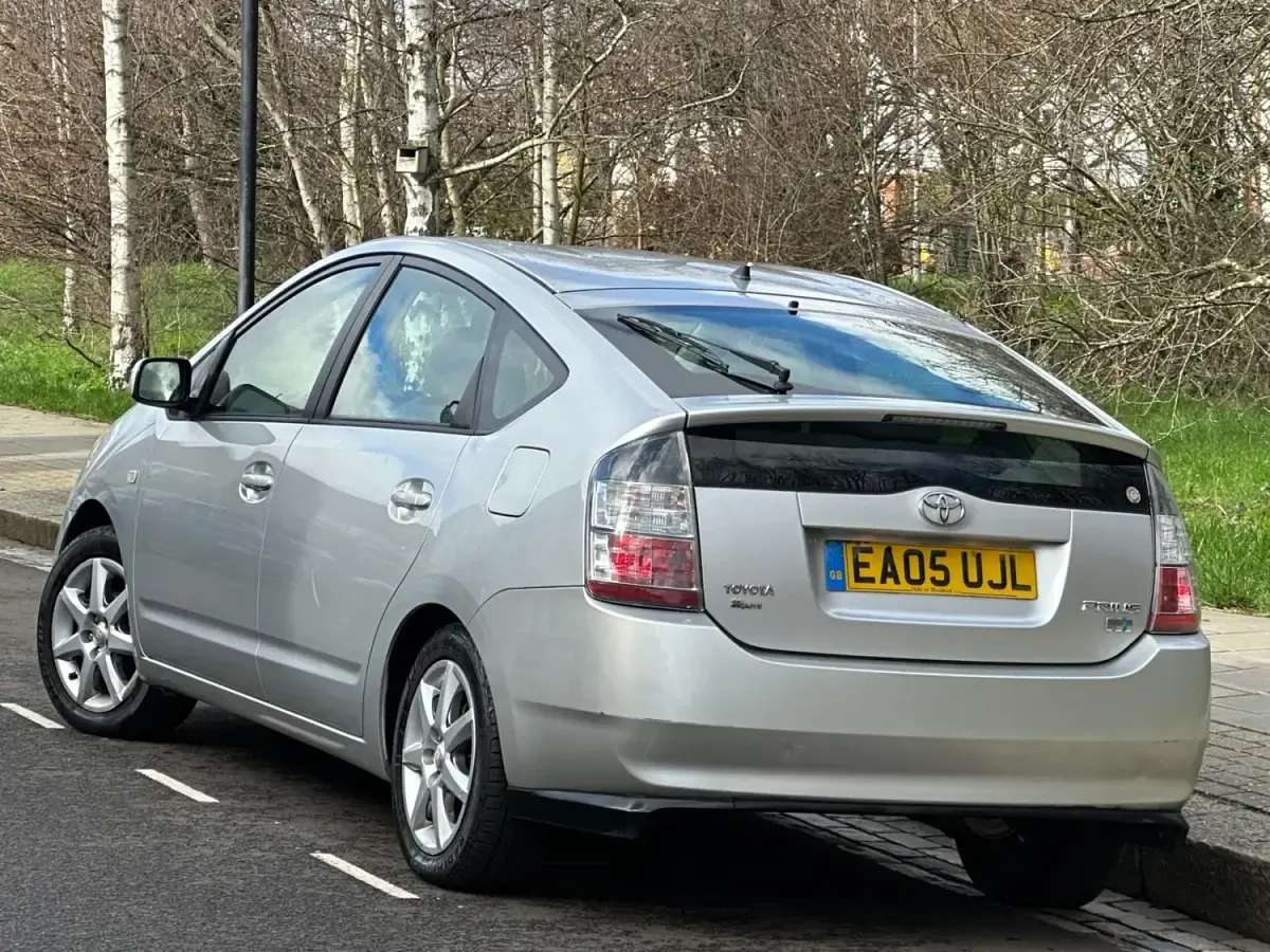 Usado Toyota Prius 2005 Prateado Citadino