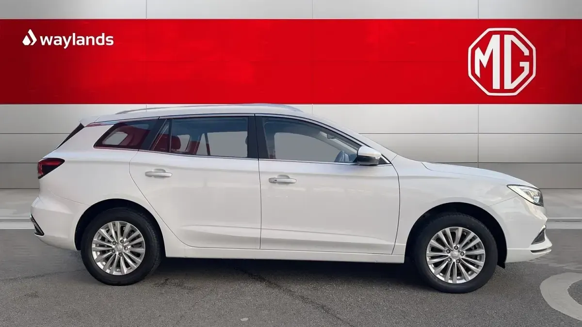 Used MG MG5 EV Exclusive 114 kW (156 HP) 2021 White Estate