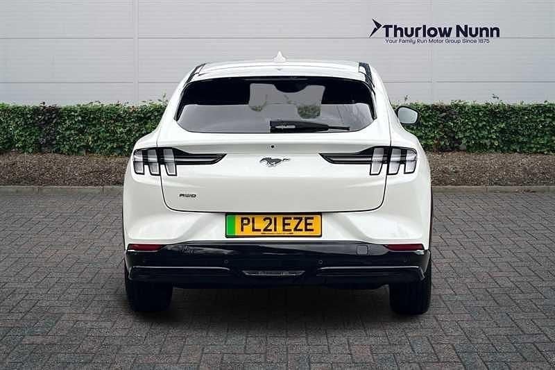 Used Ford Mustang Mach-E Standard Range 197 kW (269 HP) 2021 White SUV