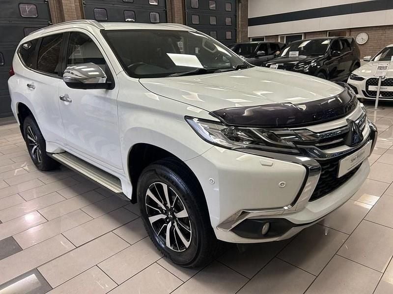 White Used 2018 Mitsubishi Shogun SUV | £18,990 (A bit pricey) - Image 1/4