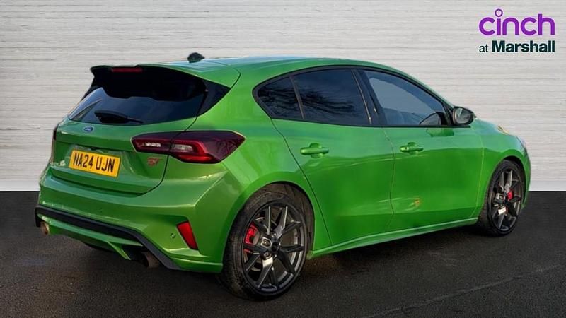Used Ford Focus ST 280 HP (205 kW) 2024 Green