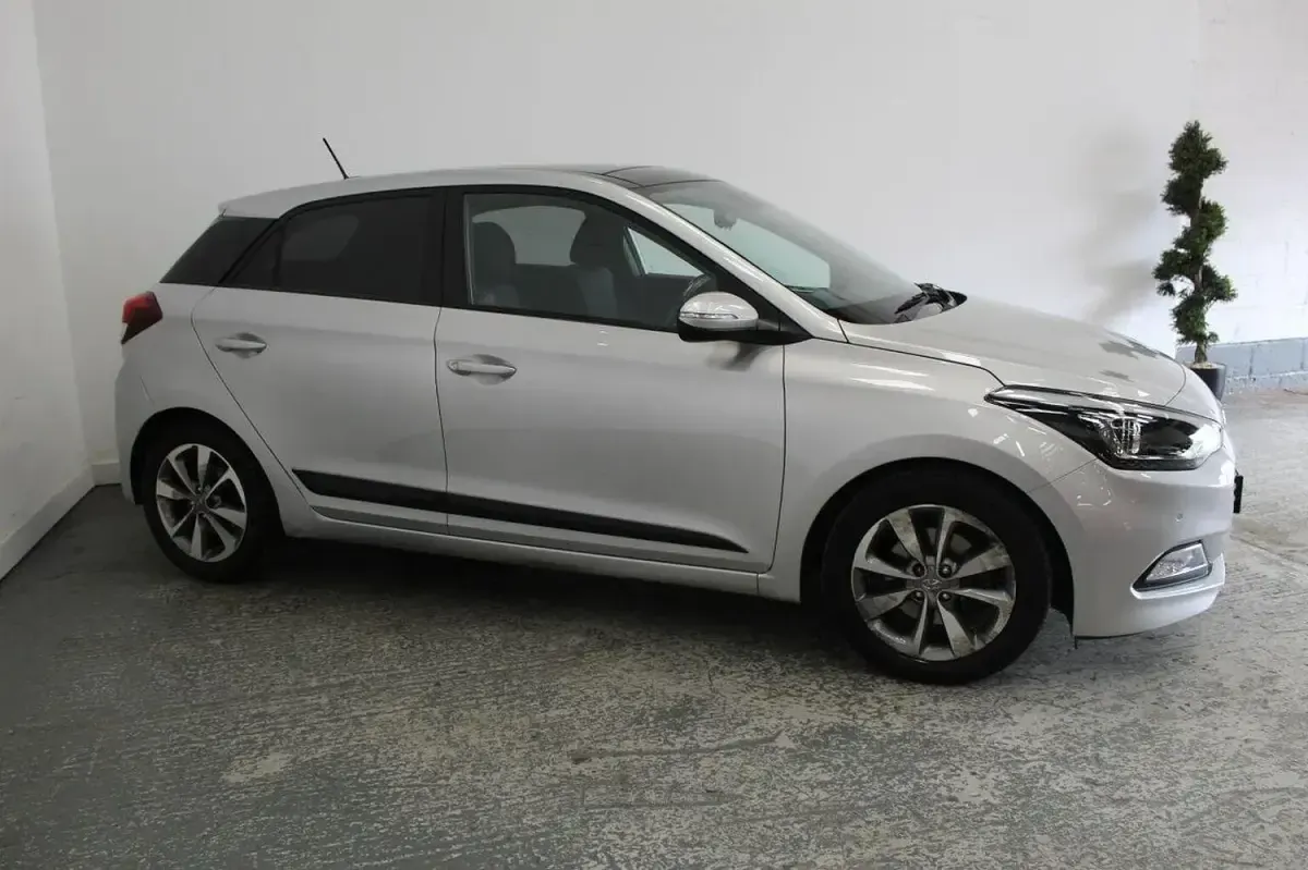 Used Hyundai i20 Premium SE 2016 Silver Hatchback