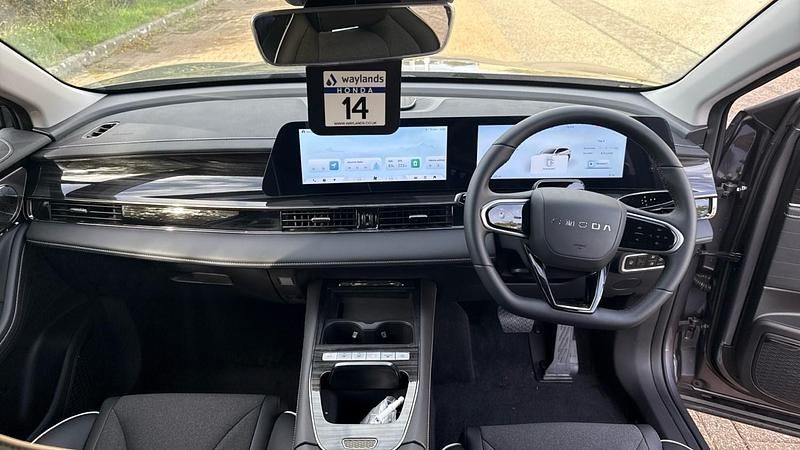 Used Omoda 5 150 kW (204 HP) 2025 Grey SUV