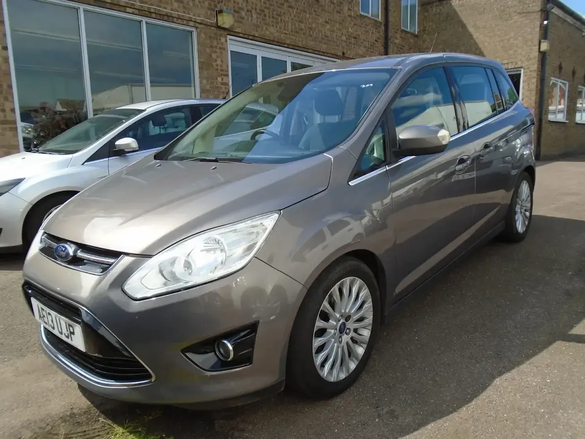Used Ford Grand C-Max Titanium 115 HP (84 kW) 2013 Brown MPV