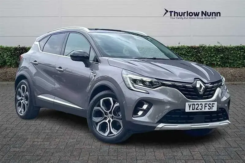 Second-hand Renault Captur Techno 145 CP (106 kW) 2023 Gri SUV
