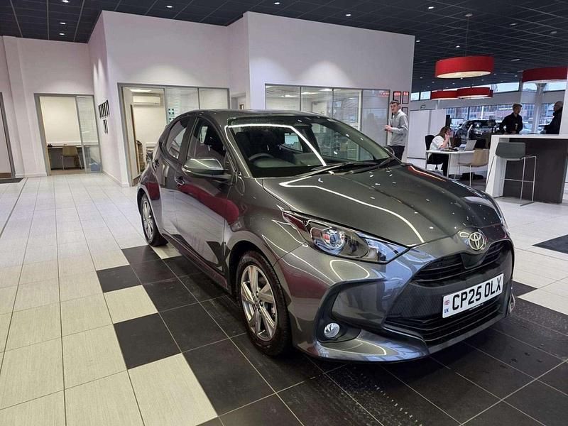 Used Toyota Yaris Hybrid 2025 Grey Hatchback