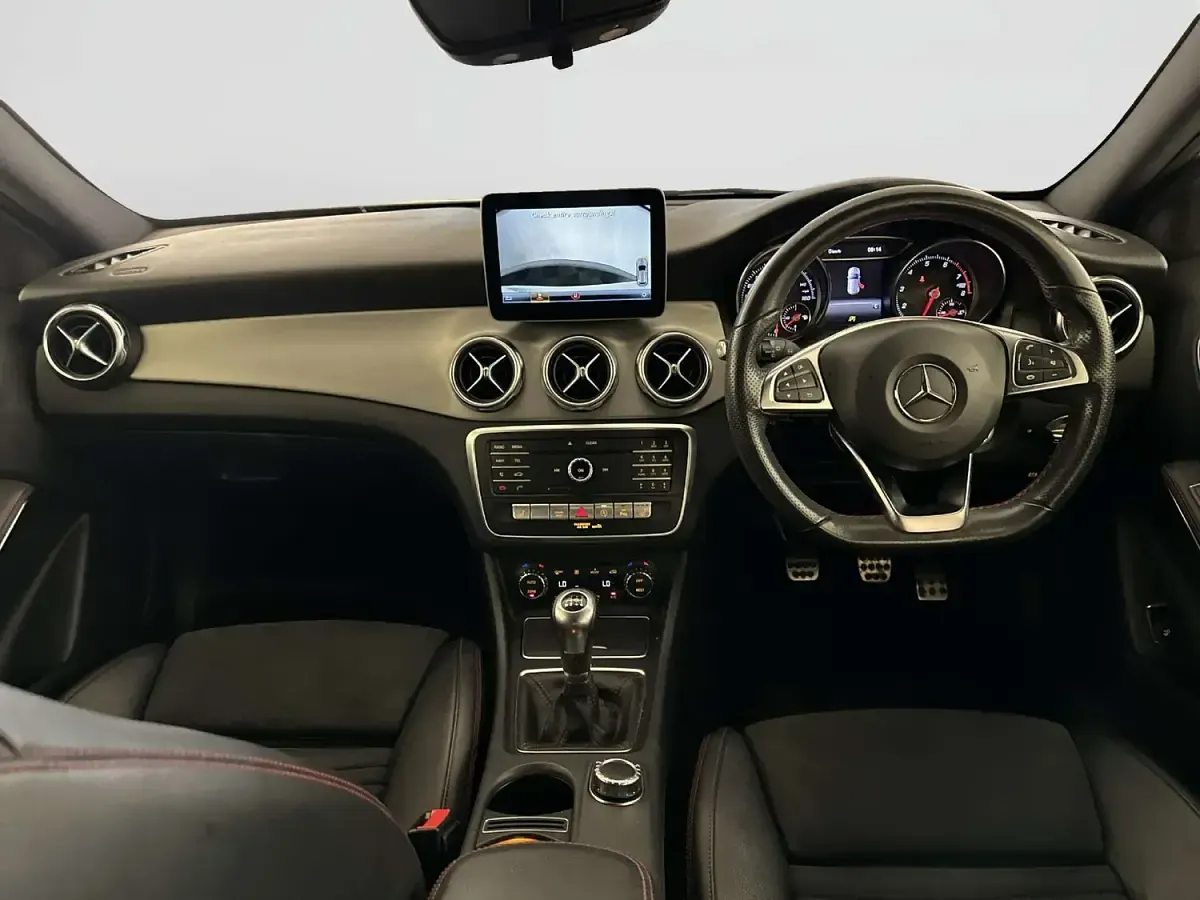 Used Mercedes GLA200 AMG line 156 HP (114 kW) 2019 White SUV