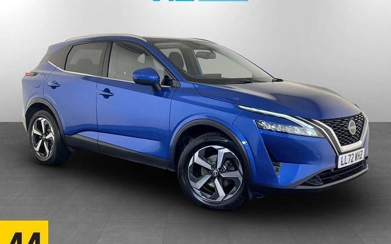 Blue Used 2022 Nissan Qashqai N-Connecta SUV | £12,195 (Good price) - Image 1/2