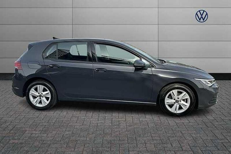 Used VW Golf VII 150 HP (110 kW) 2021 Hatchback
