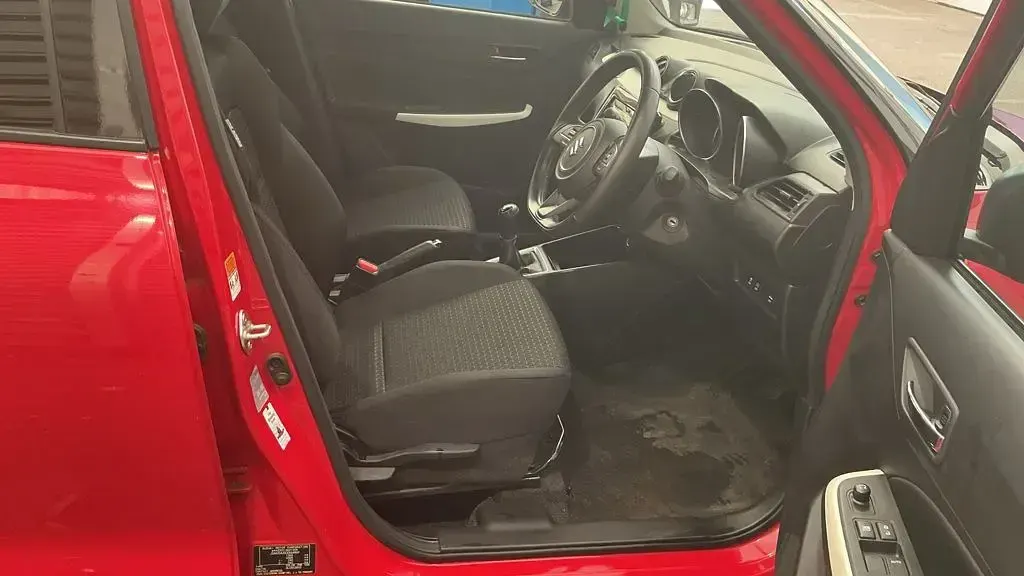 Used Suzuki Swift SZ-L 83 HP (61 kW) 2023 Red Hatchback