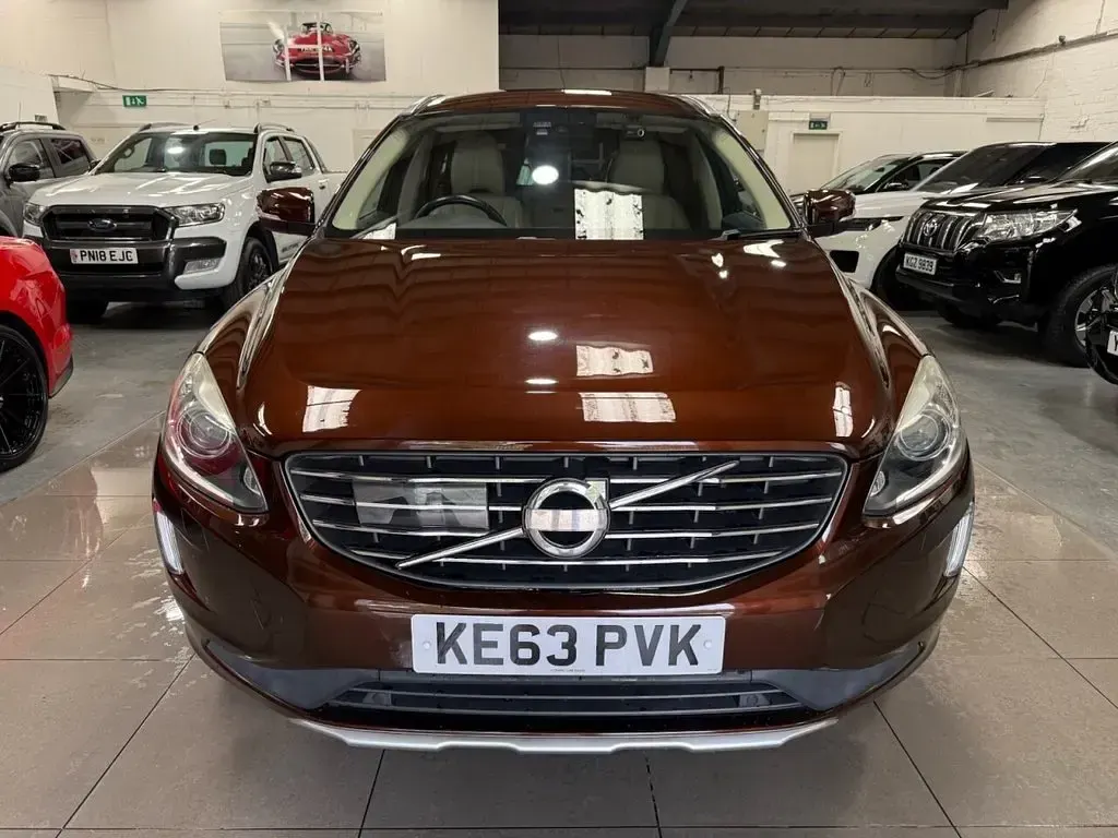Used Volvo XC60 SE Lux 245 HP (180 kW) 2013 Black SUV