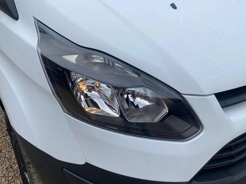 Used Ford Transit Custom 100 HP (73 kW) 2015 White Van