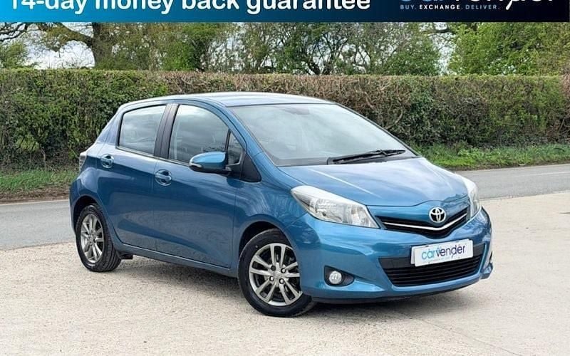 Used Toyota Yaris 101 HP (74 kW) 2014 Hatchback