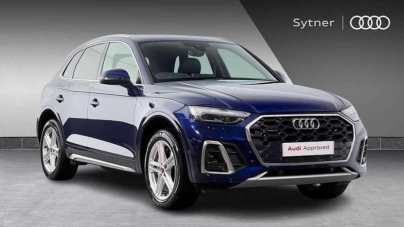 Blue Used 2022 Audi Q5 S-Line SUV | £32,000 (Fair price) - Image 1/4