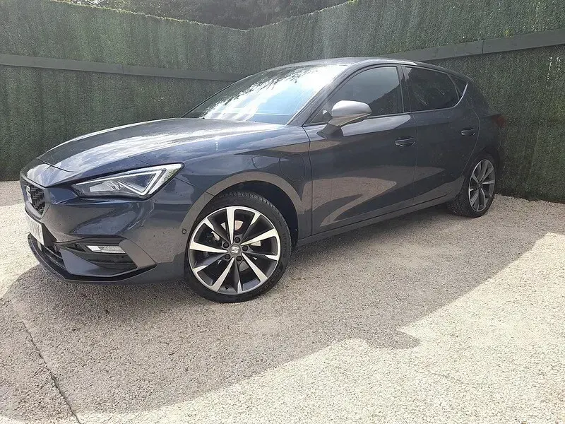 Used Seat Leon FR Sport 201 HP (147 kW) 2023 Grey Hatchback