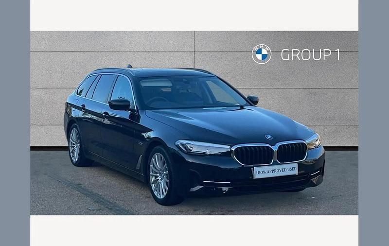 Black Used 2023 BMW 530e Comfort Edition Estate | £29,995 (Fair price) - Image 1/4