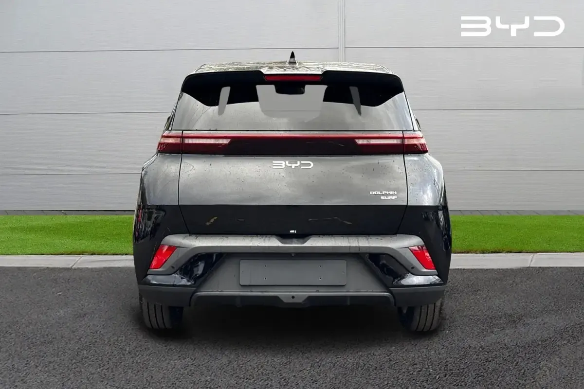 Nuevo BYD Dolphin Boost 64 kW (88 CV) 2025 Negro Utilitario