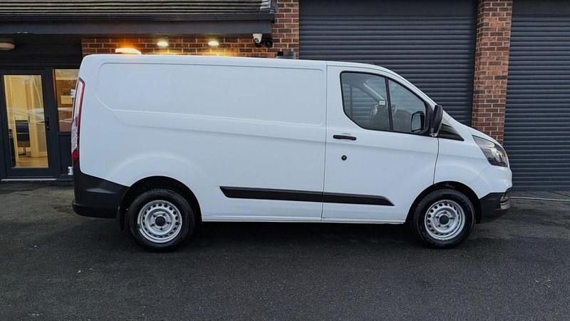Used Ford Transit Custom S 2020 White Van