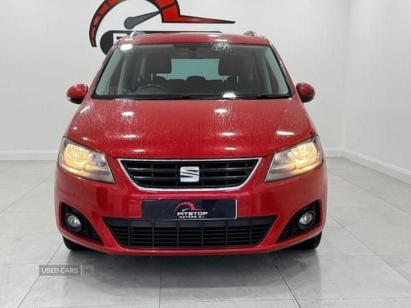 Used Seat Alhambra Ecomotive 150 HP (110 kW) 2017 Red MPV