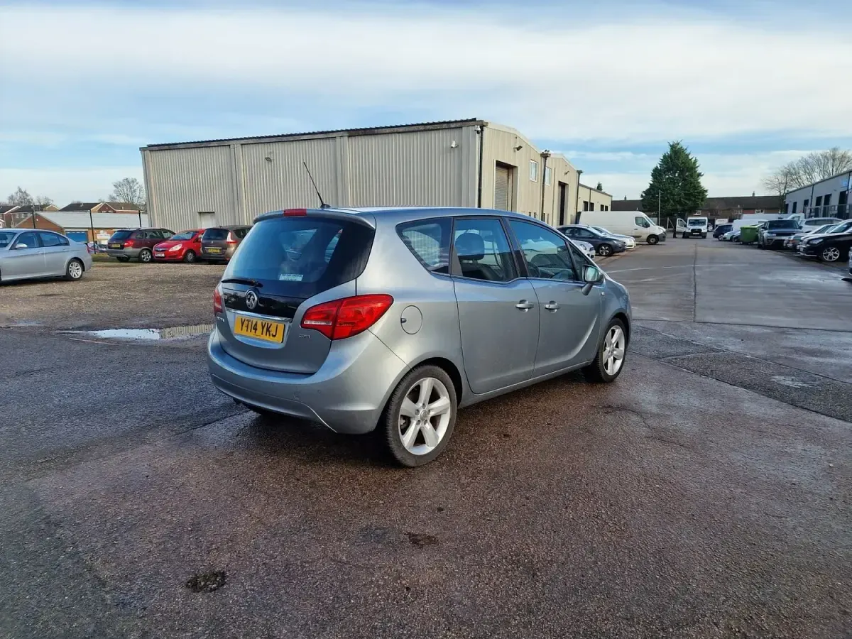 Used Vauxhall Meriva 2014 Silver MPV