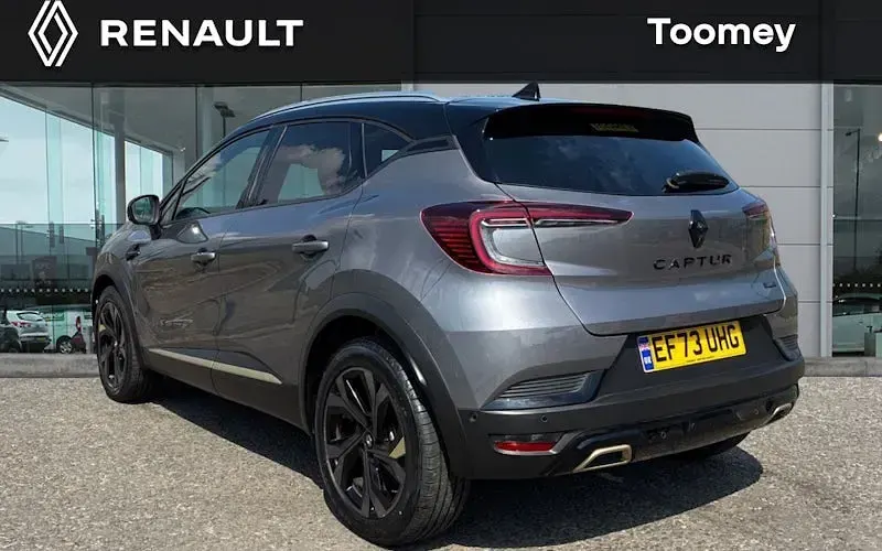 Gebraucht Renault Captur Bose Edition 143 PS (105 kW) 2023 Grau SUV