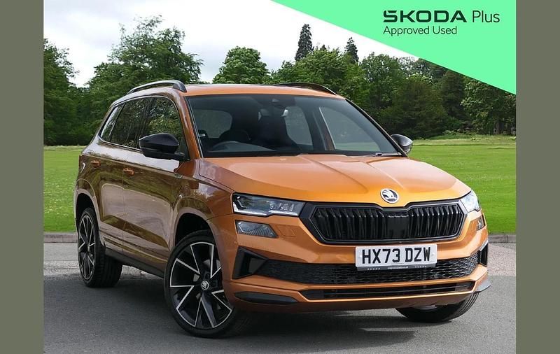 Phoenix orange metallic Used 2023 Skoda Karoq SportLine SUV | £24,995 (Fair price) - Image 1/4