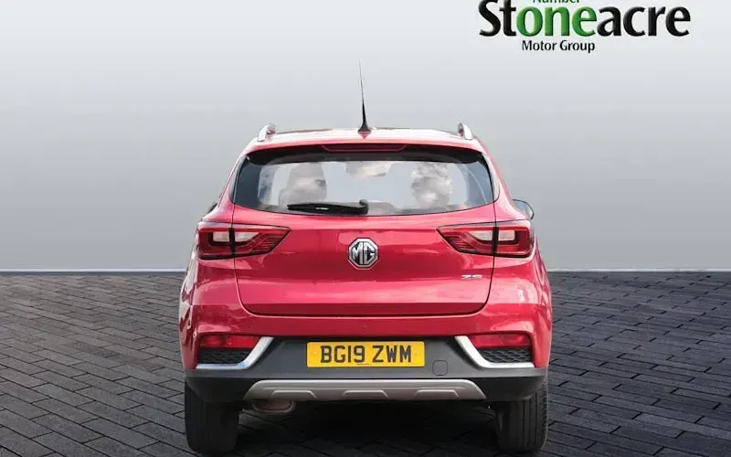 Used MG ZS Excite 106 HP (77 kW) 2018 Red SUV