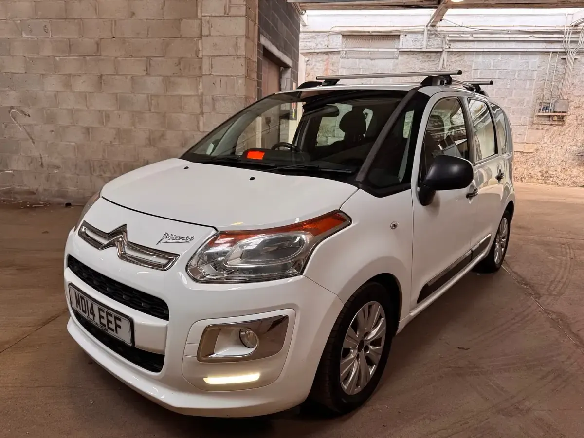Used Citroën C3 Picasso Exclusive 2014 White MPV