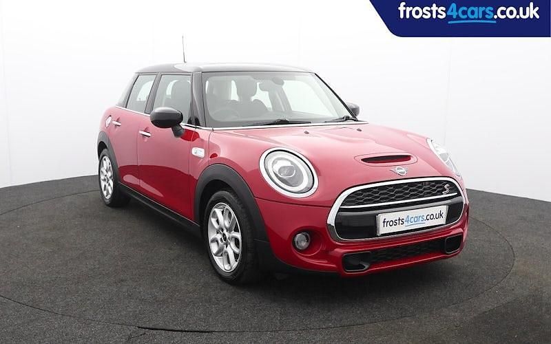 Used Mini Cooper S Classic 192 HP (141 kW) 2020 Red Hatchback
