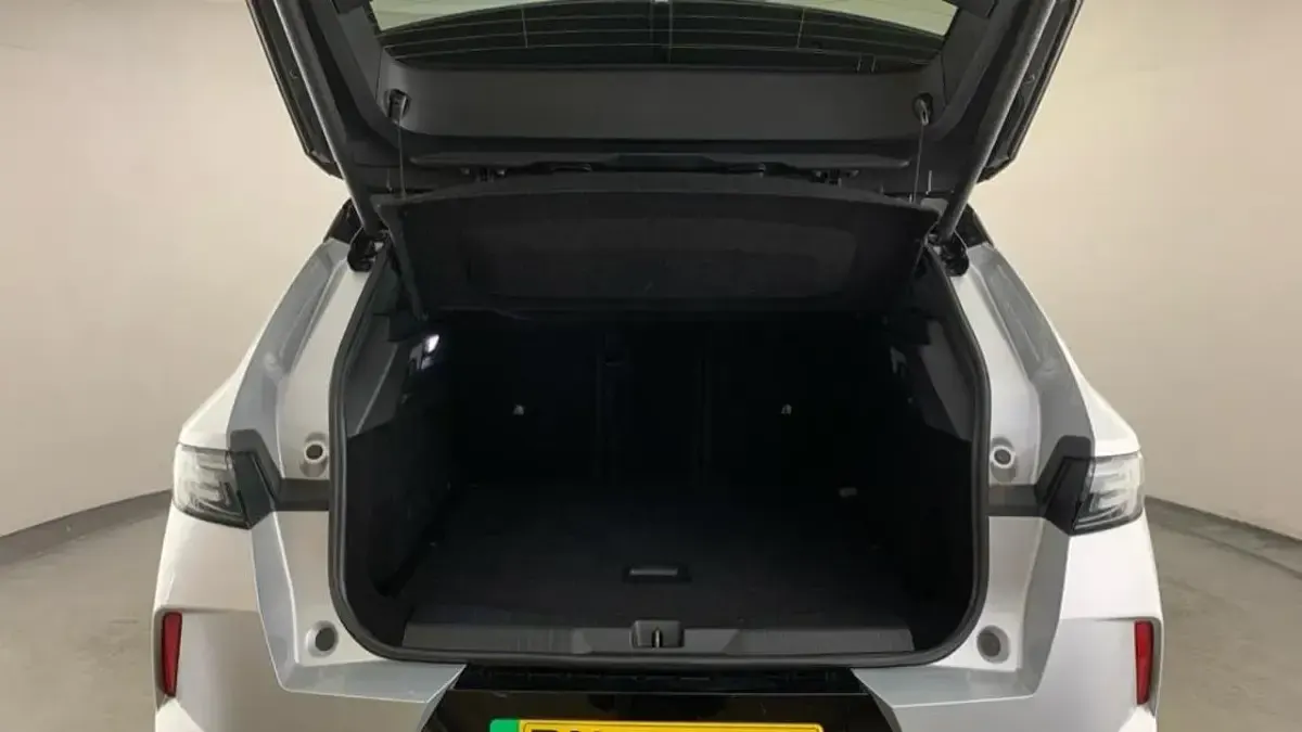 Used Vauxhall Grandland Ultimate 154 kW (210 HP) 2025 Grey SUV