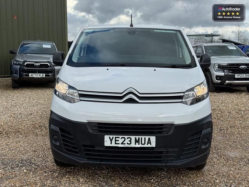 Used Citroën Dispatch 145 HP (106 kW) 2023 White MPV