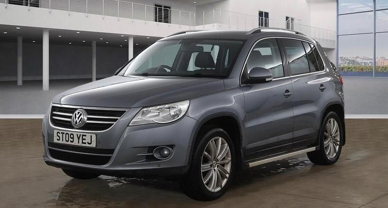 Used VW Tiguan Sportline 140 HP (102 kW) 2009 Grey SUV