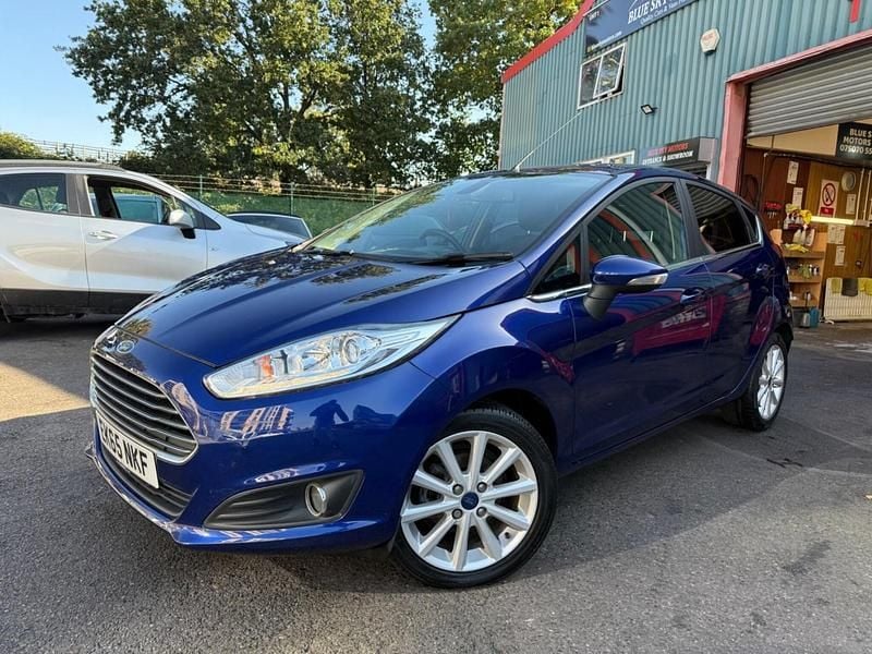 Blue Used 2015 Ford Fiesta Titanium Hatchback | £5,220 (Fair price) - Image 1/4