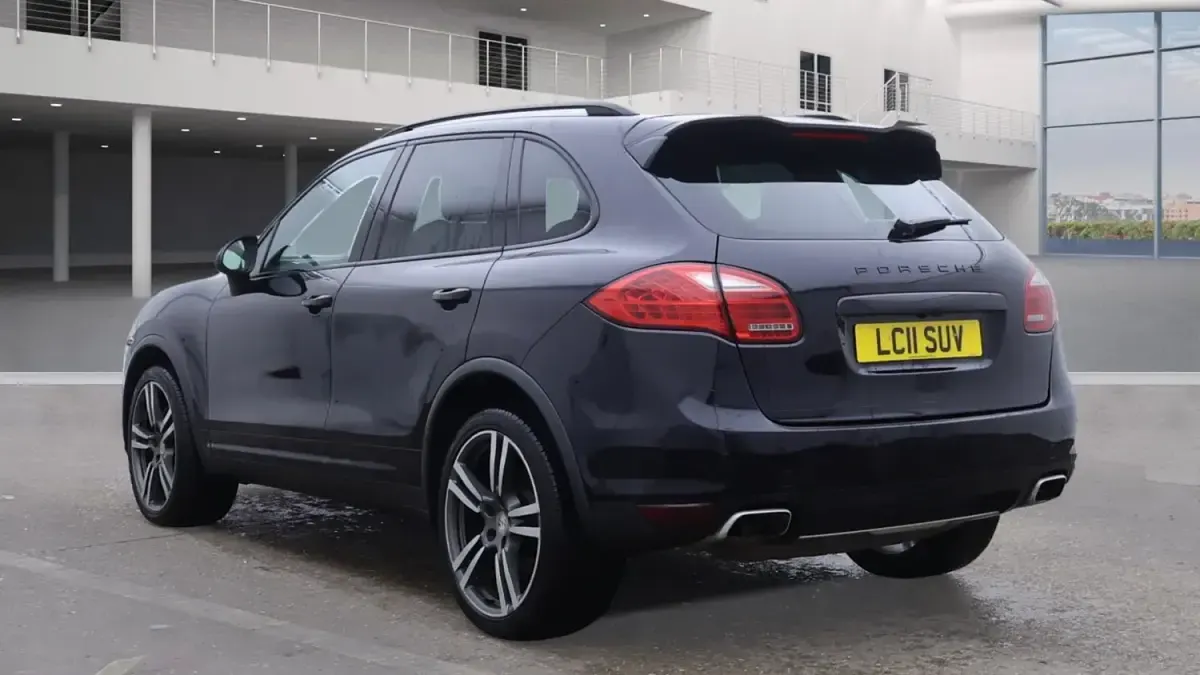 Używany Porsche Cayenne 2011 Czarny SUV
