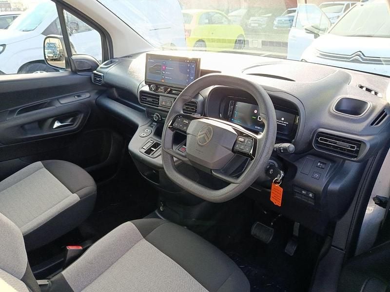 Used Citroën e-Berlingo 98 kW (134 HP) 2024 Grey MPV