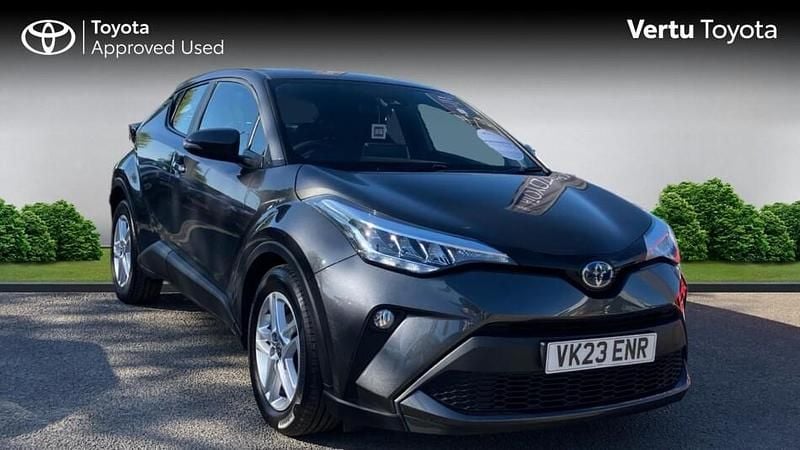 Second-hand Toyota C-HR 122 CP (89 kW) 2023 SUV