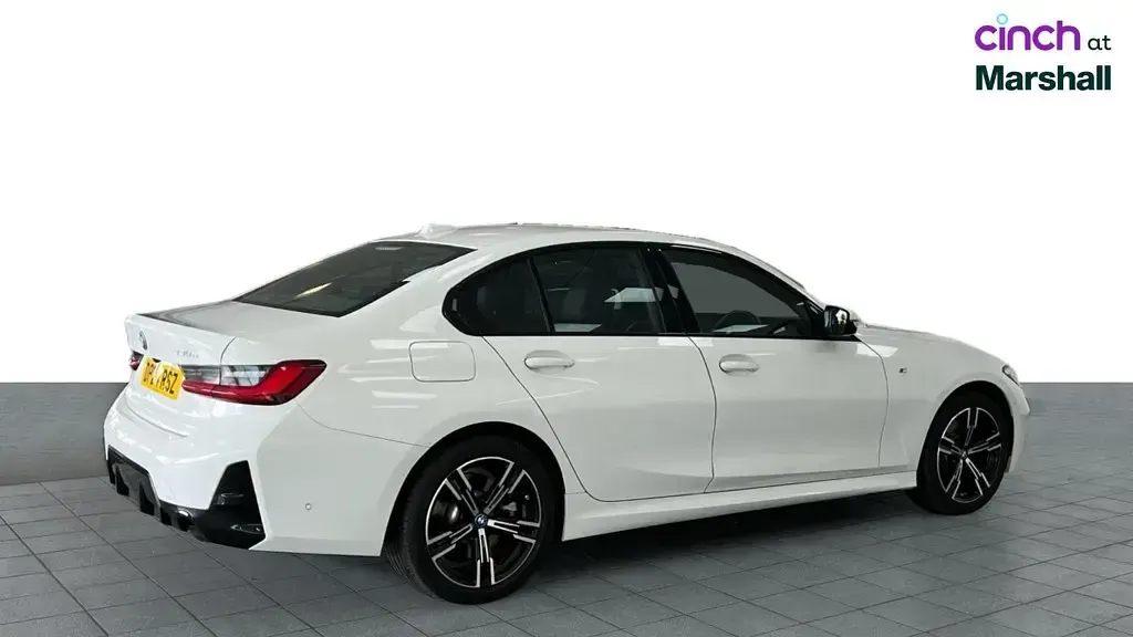 Used BMW 330e M Sport 292 HP (214 kW) 2024 Alpine white Sedan