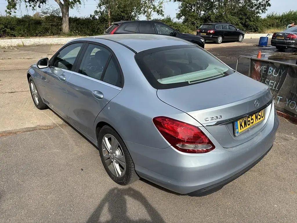 Used Mercedes C200 SE 184 HP (135 kW) 2016 Silver Sedan