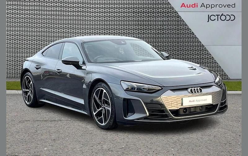 Used Audi e-tron GT quattro Comfort 384 kW (523 HP) 2022 Grey Sedan