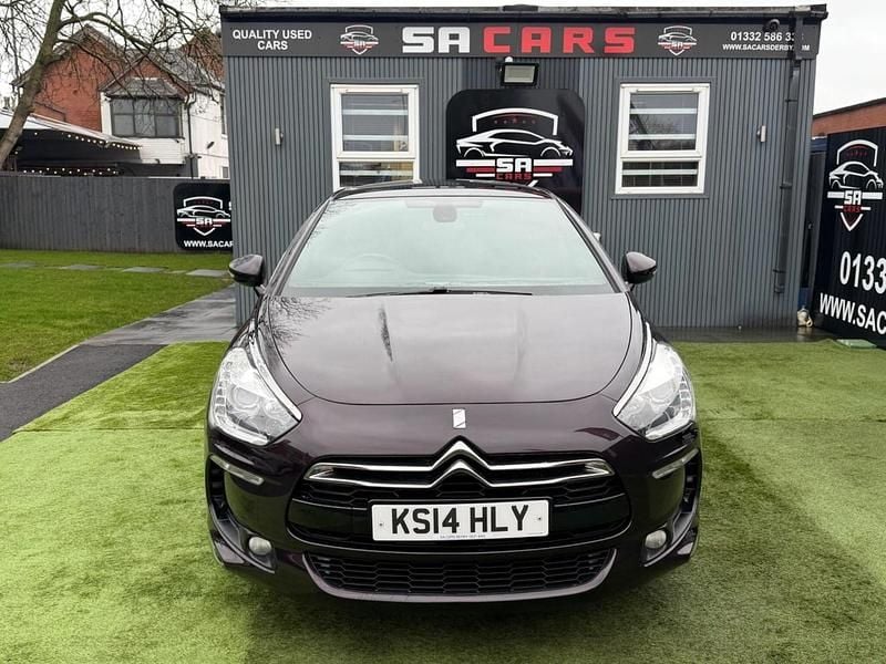 Begagnad Citroën DS5 160 HK (117 kW) 2014 Lila Halvkombi