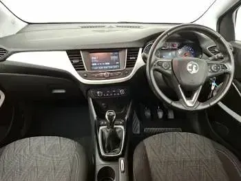 Second-hand Vauxhall Crossland X 2021 Alb SUV