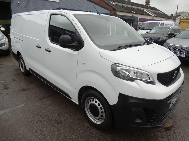 Second-hand Peugeot Expert Premium 2023 Alb Van