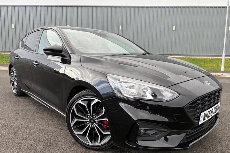 Used Ford Focus ST-Line X 125 HP (91 kW) 2018 Black Hatchback