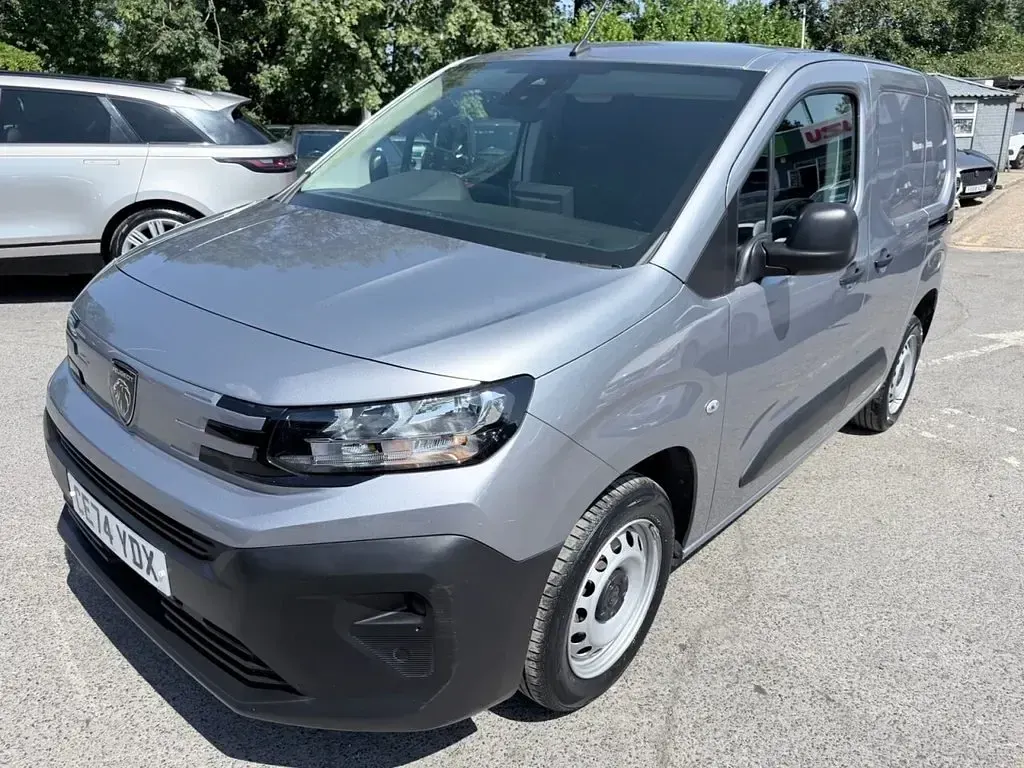 Used Peugeot Partner 131 HP (96 kW) 2024 Grey MPV