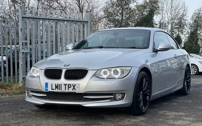 Used BMW 320 Cabriolet Shadowline 184 HP (135 kW) 2013 Cabriolet