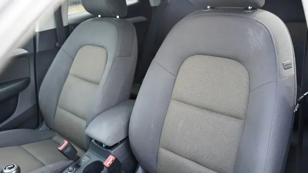 Second-hand Audi Q3 Design 141 CP (103 kW) 2014 Alb SUV