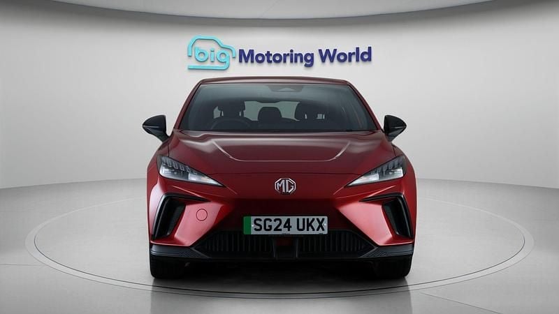 Used MG MG4 EV SE 150 kW (204 HP) 2024 Red Hatchback