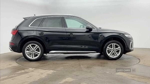 Używany Audi Q5 S-Line 2021 Czarny SUV